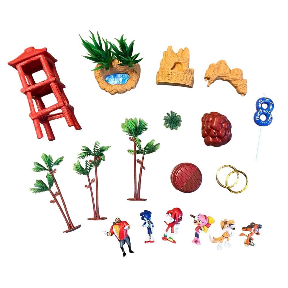 Sonic the Hedgehog Cake Decorations and 8 Year Old Candle
